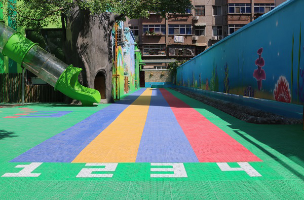 幼兒園懸浮地板上面可以停車行車嗎？